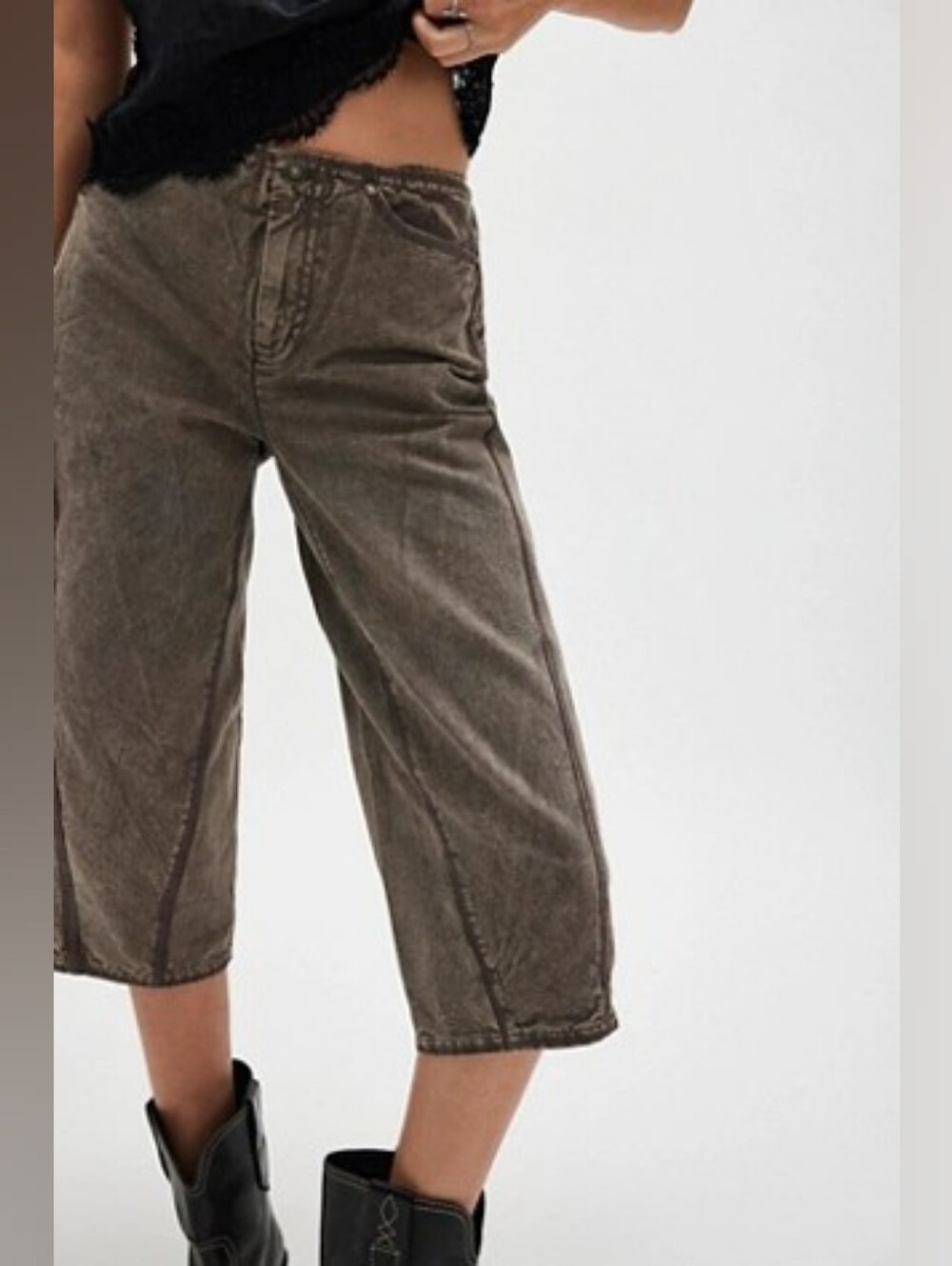 Free People "Like That" Tapered/Barrel Capris